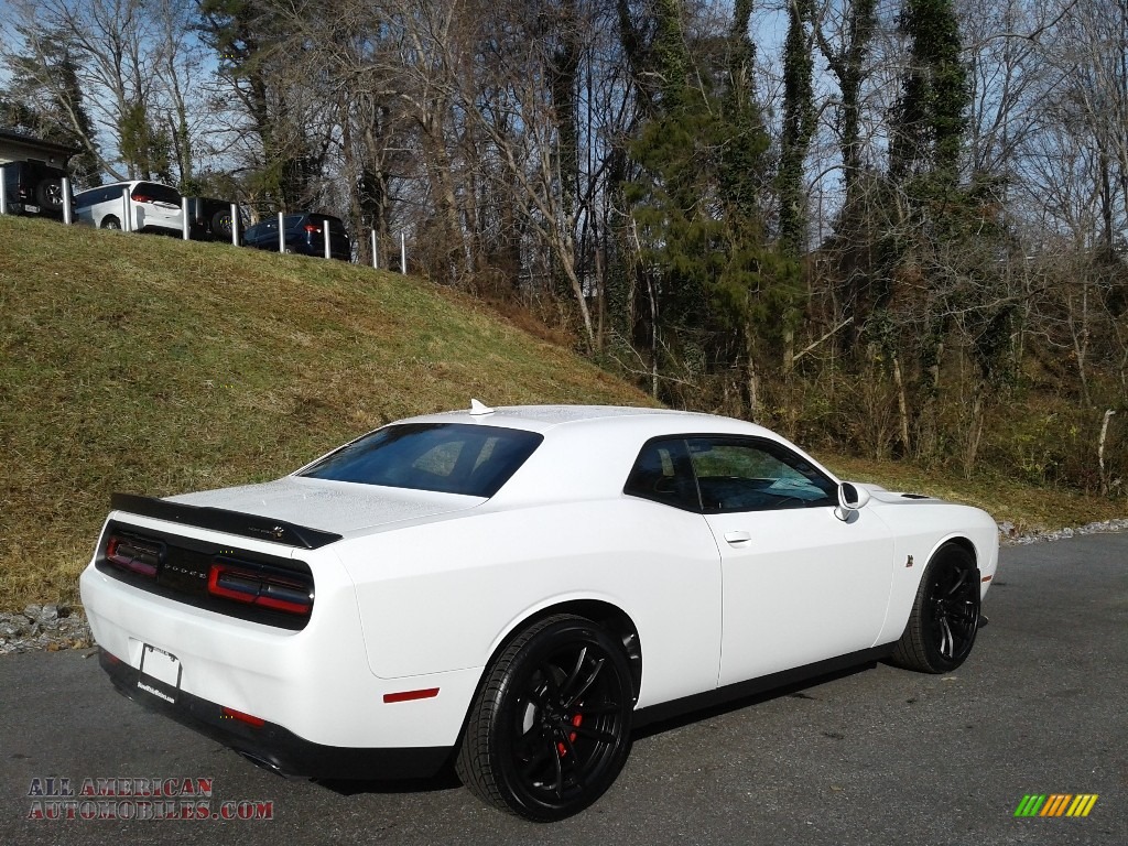 2021 Challenger R/T Scat Pack - White Knuckle / Black/Ruby Red photo #6