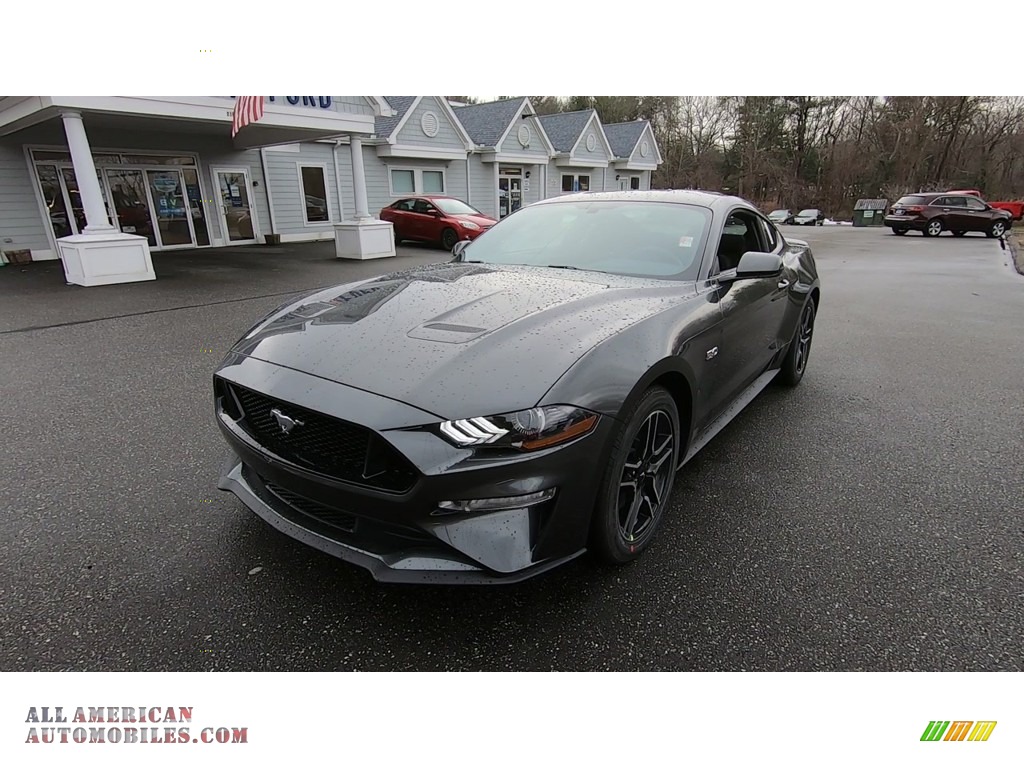 2020 Mustang GT Fastback - Magnetic / Ebony photo #3