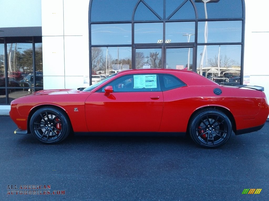 2021 Challenger R/T Scat Pack - Torred / Black/Ruby Red photo #1