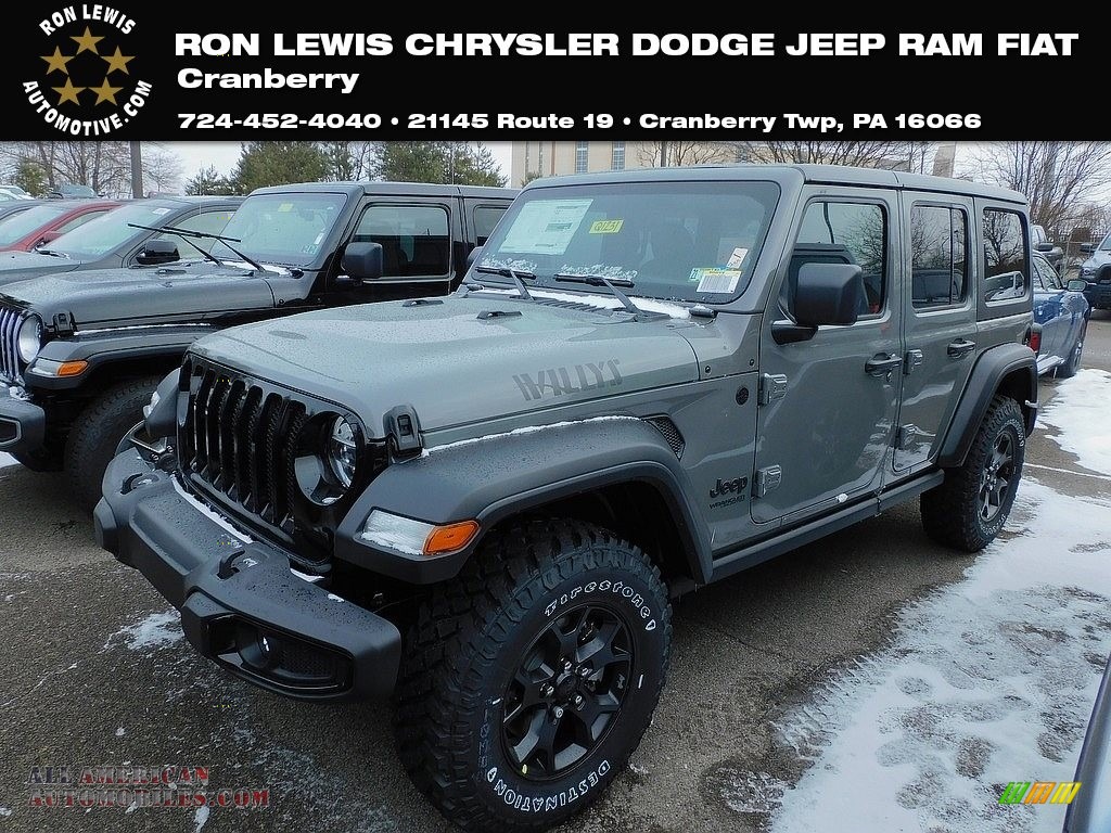 Sting-Gray / Black Jeep Wrangler Unlimited Willys 4x4