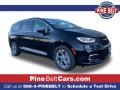 Chrysler Pacifica Limited AWD Brilliant Black Crystal Pearl photo #1