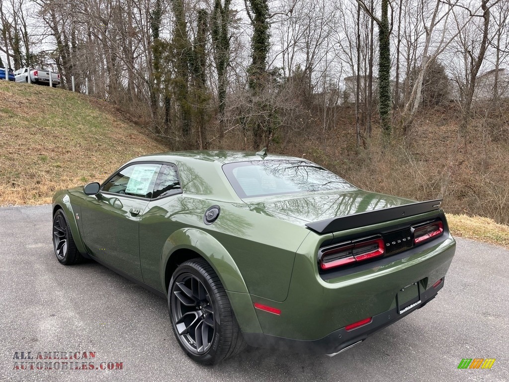 2021 Challenger R/T Scat Pack Widebody - F8 Green / Black photo #8