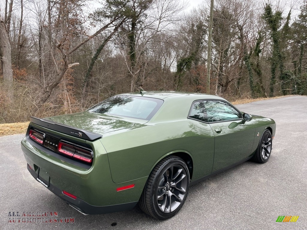 2021 Challenger R/T Scat Pack - F8 Green / Black photo #6