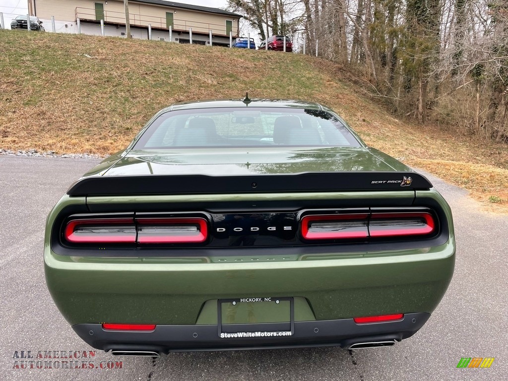 2021 Challenger R/T Scat Pack - F8 Green / Black photo #7