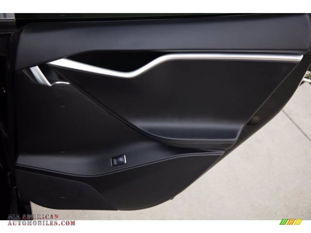 2017 Model S 75 - Black / Black photo #27