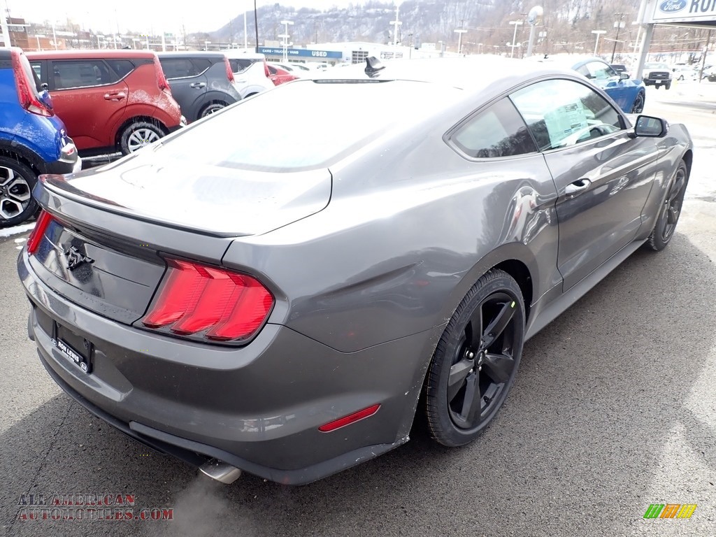 2021 Mustang EcoBoost Fastback - Carbonized Gray Metallic / Ebony photo #2