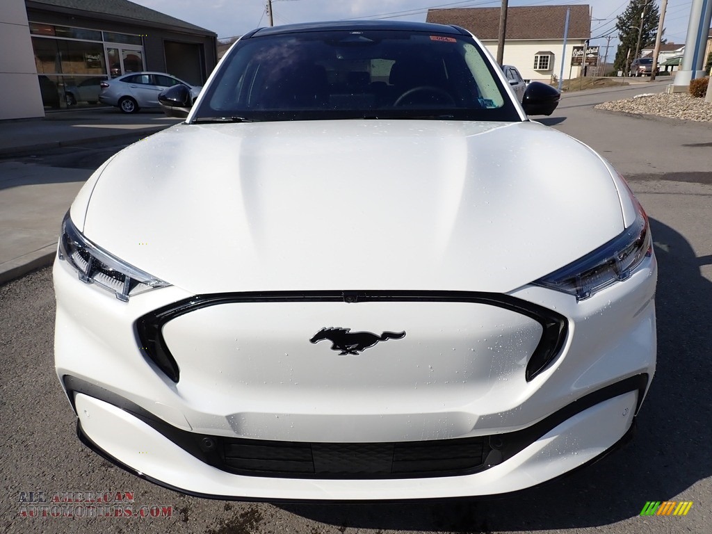 2021 Mustang Mach-E Premium eAWD - Star White Metallic Tri-Coat / Black Onyx photo #9