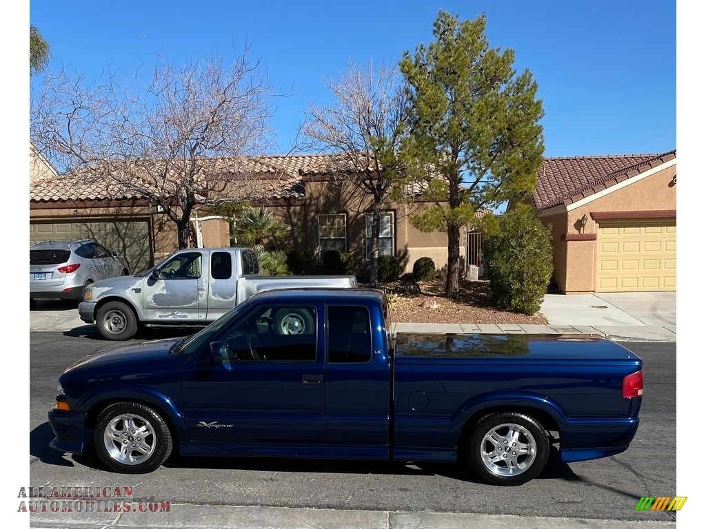 2003 S10 LS Extended Cab - Indigo Blue Metallic / Graphite photo #1