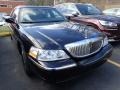 Lincoln Town Car Signature Limited Black photo #5