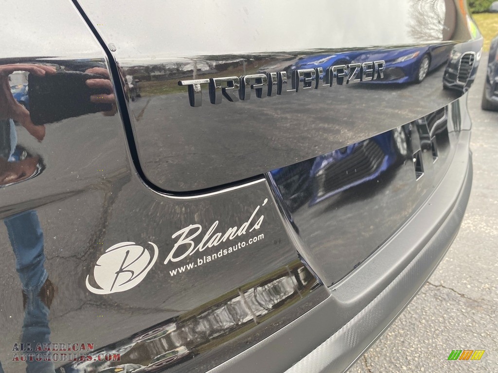 2021 Trailblazer RS - Mosaic Black Metallic / Jet Black photo #44