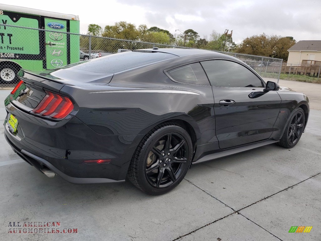 2019 Mustang EcoBoost Fastback - Shadow Black / Ebony photo #3