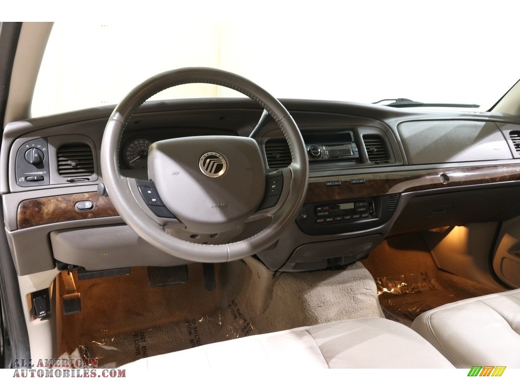 2011 Grand Marquis LS Ultimate Edition - Black / Light Camel photo #7