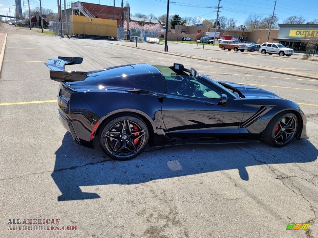 2019 Corvette ZR1 Coupe - Black / Black photo #2
