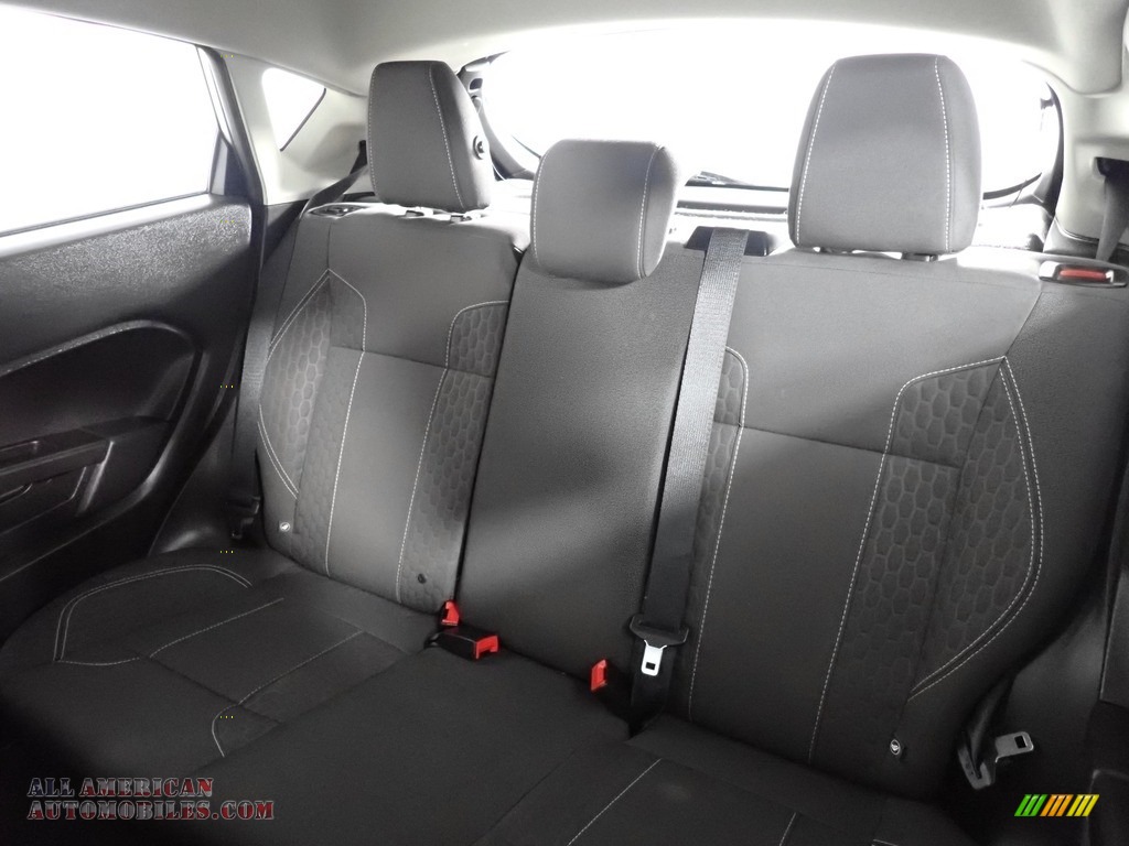 2018 Fiesta SE Hatchback - Ingot Silver / Charcoal Black photo #32