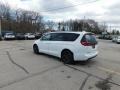 Chrysler Pacifica Limited AWD Bright White photo #10