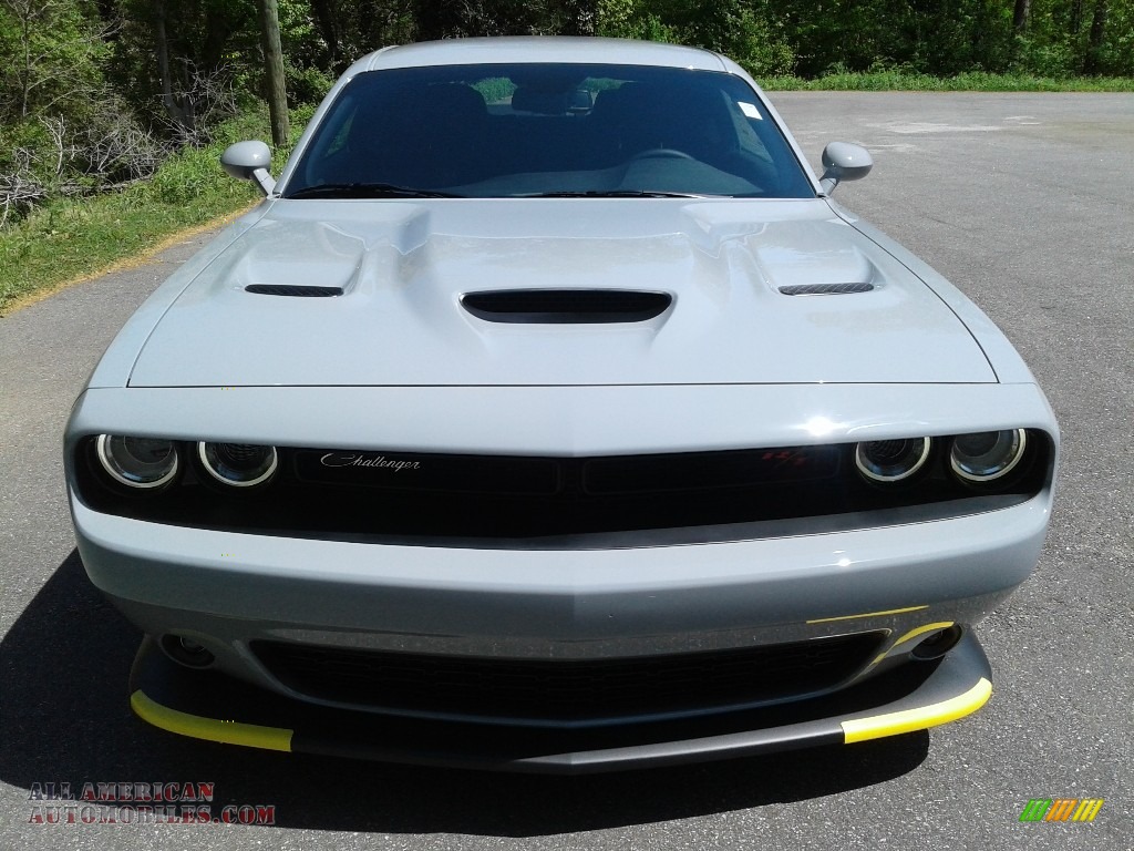 2021 Challenger R/T Scat Pack - Smoke Show / Black photo #3