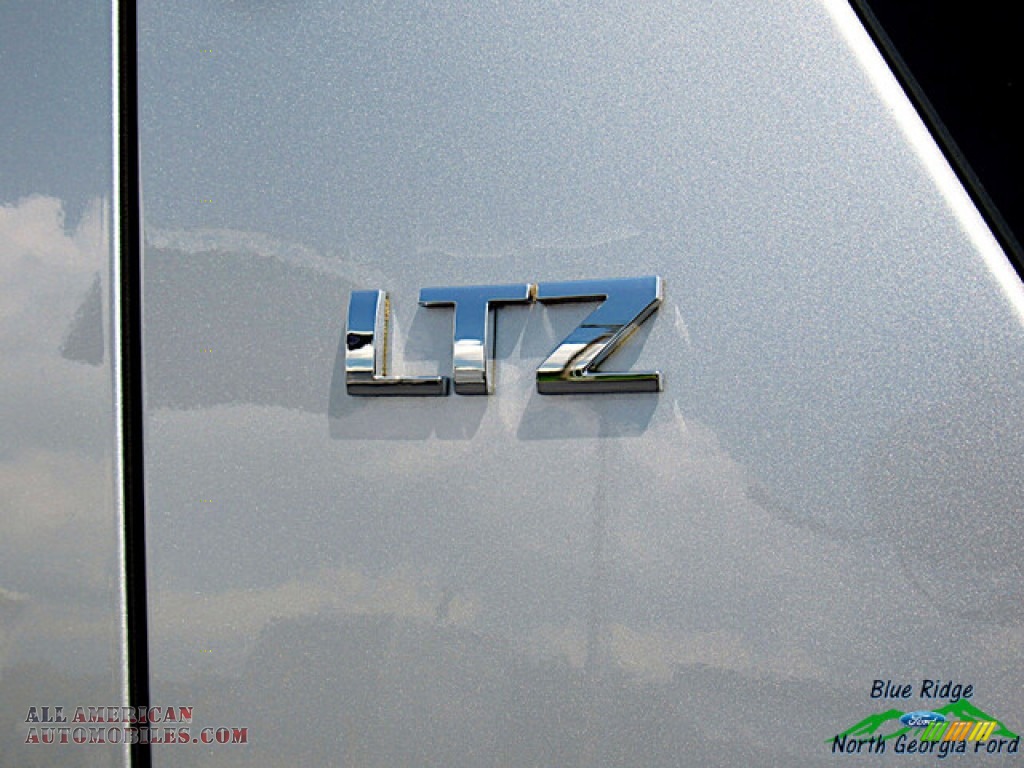 2013 Suburban LTZ 4x4 - Silver Ice Metallic / Light Titanium/Dark Titanium photo #33