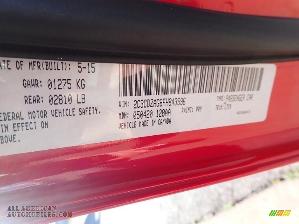 2015 Challenger SXT - Redline Red Tri-Coat Pearl / Black photo #28