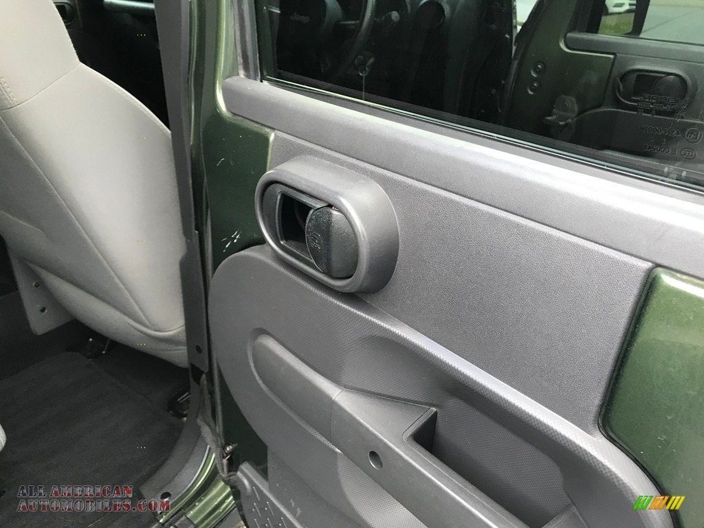 2009 Wrangler Unlimited X 4x4 Right Hand Drive - Jeep Green Metallic / Dark Slate Gray/Medium Slate Gray photo #20