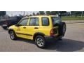 Chevrolet Tracker ZR2 4WD Hard Top Yellow photo #3