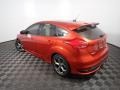 Ford Focus ST Hatch Hot Pepper Red photo #12
