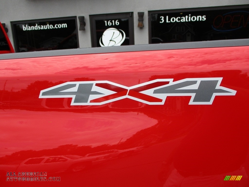 2021 Silverado 2500HD Custom Crew Cab 4x4 - Red Hot / Jet Black photo #33