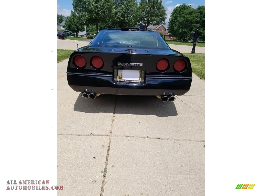 1989 Corvette Coupe - Black / Red photo #10