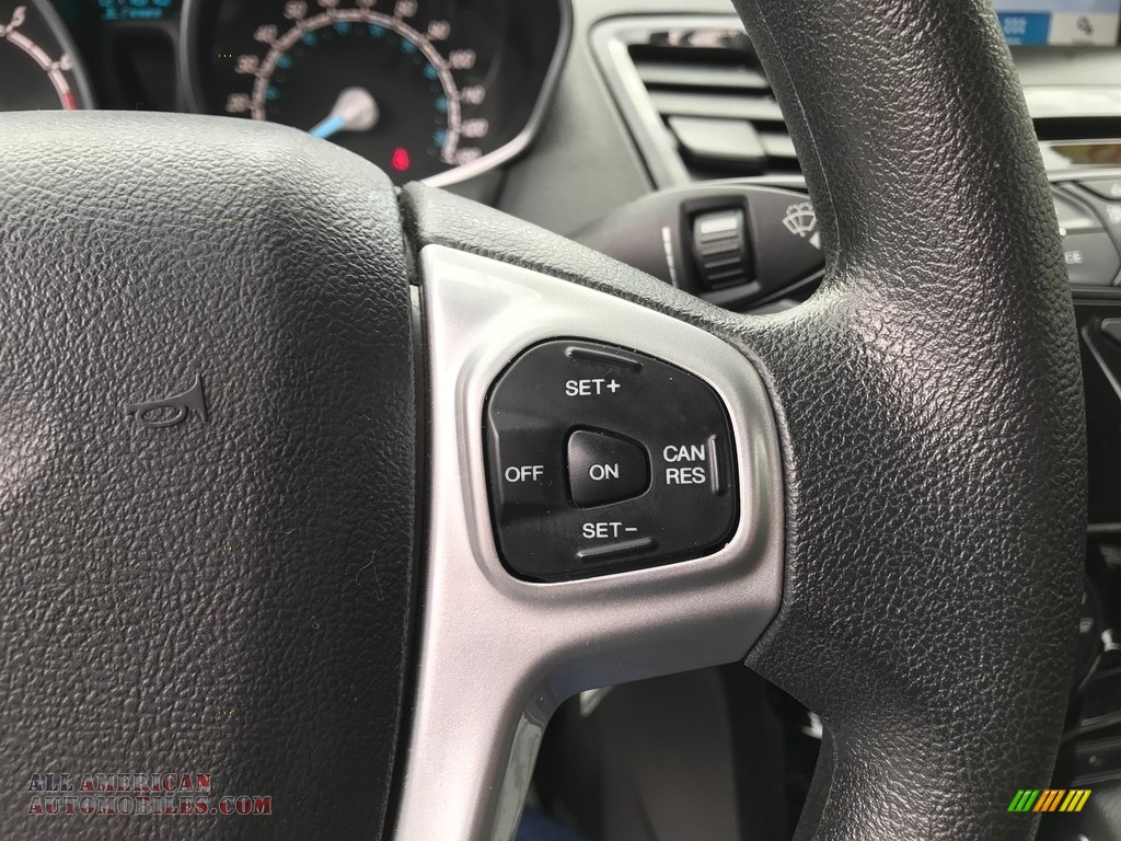 2019 Fiesta SE Sedan - Ingot Silver / Charcoal Black photo #26