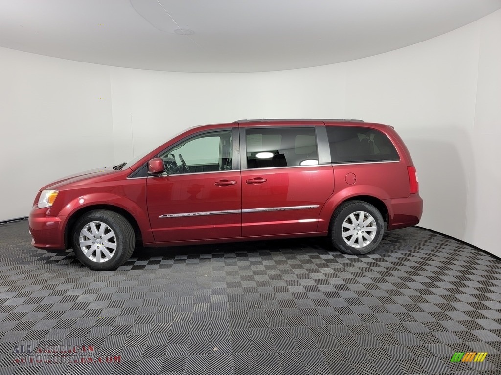 2014 Town & Country Touring - Deep Cherry Red Crystal Pearl / Black/Light Graystone photo #5