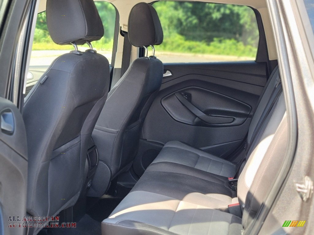 2015 Escape SE 4WD - Magnetic Metallic / Charcoal Black photo #18