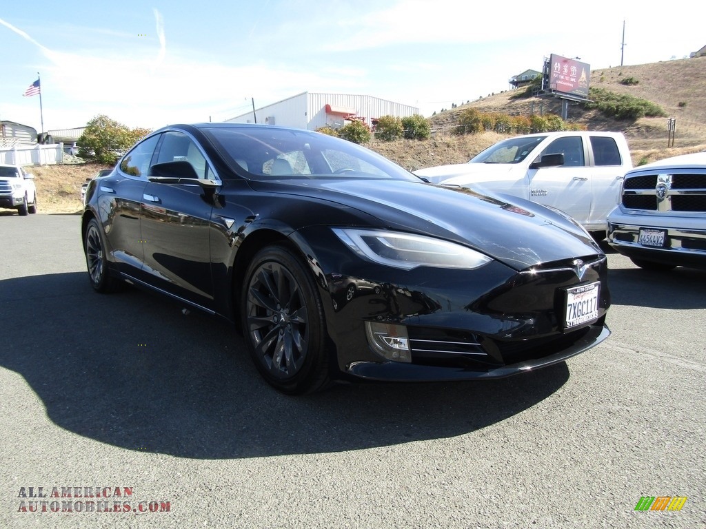 Obsidian Black Metallic / Black Tesla Model S 100D