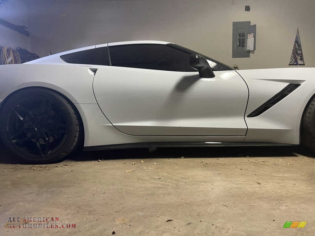 2018 Corvette Stingray Coupe - Arctic White / Jet Black photo #2