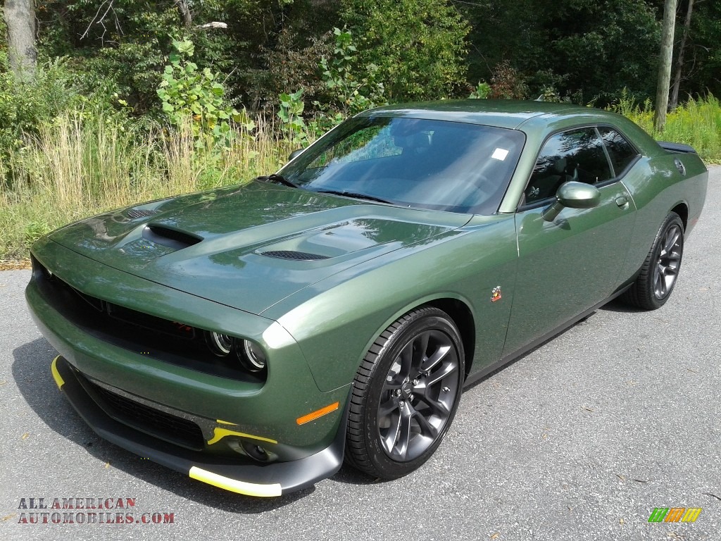 2021 Challenger R/T Scat Pack - F8 Green / Black photo #2