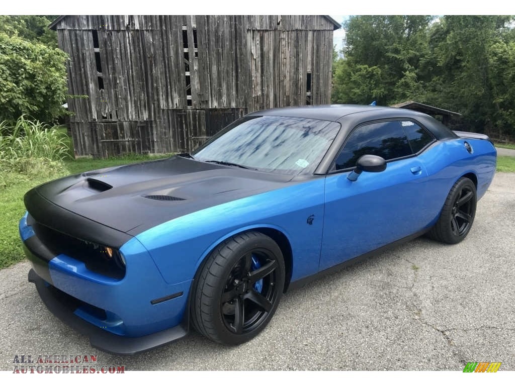 B5 Blue Pearl / Black Dodge Challenger SRT Hellcat