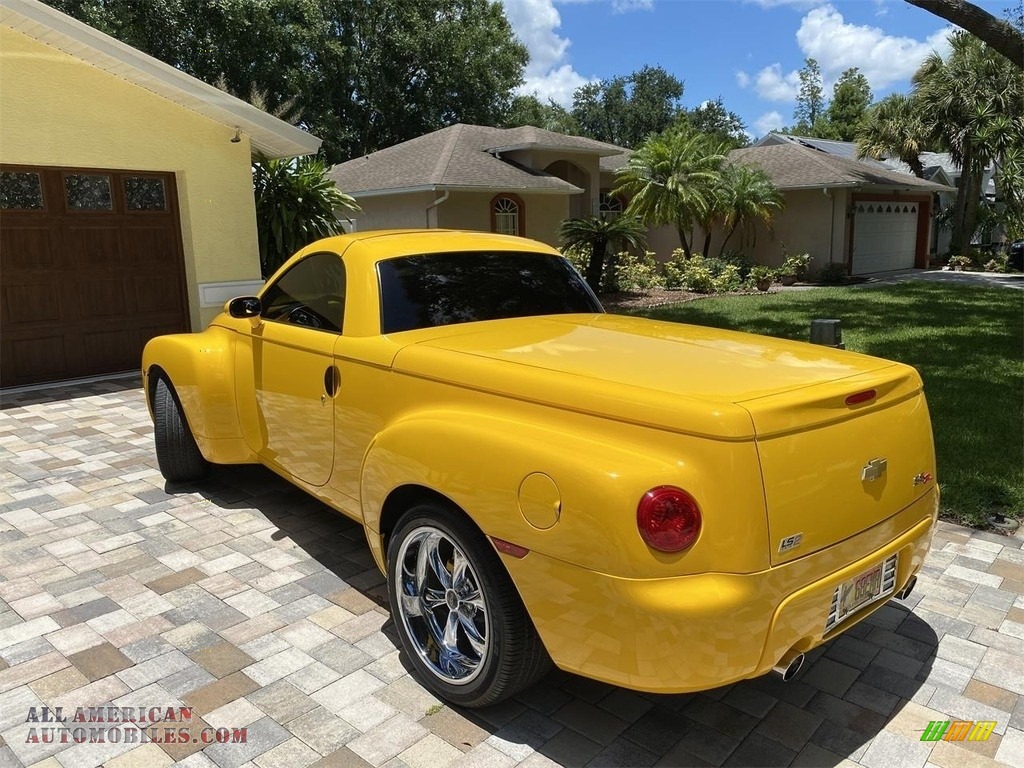 Slingshot Yellow / Ebony Chevrolet SSR 