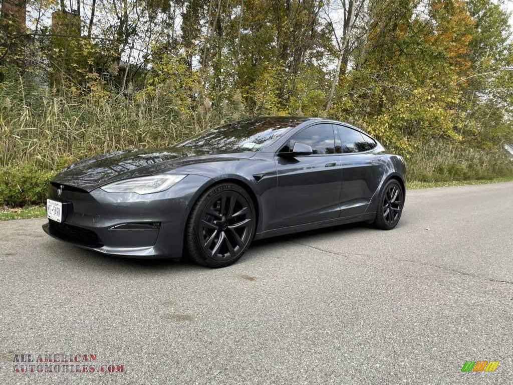 Midnight Silver Metallic / Black Tesla Model S Plaid AWD