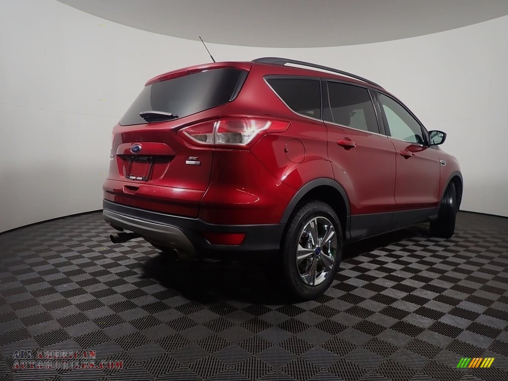 2014 Escape SE 1.6L EcoBoost 4WD - Ruby Red / Charcoal Black photo #16