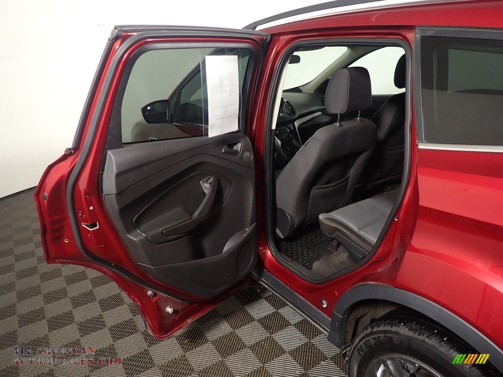 2014 Escape SE 1.6L EcoBoost 4WD - Ruby Red / Charcoal Black photo #35