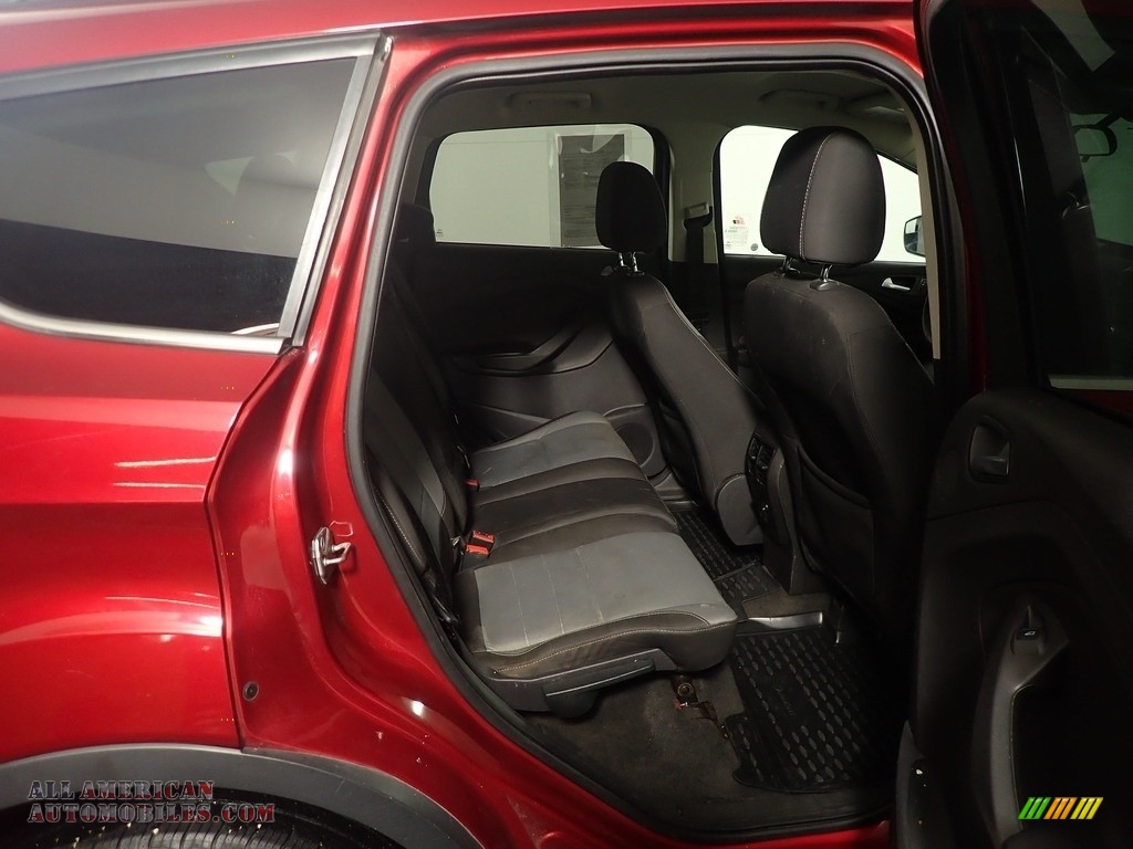2014 Escape SE 1.6L EcoBoost 4WD - Ruby Red / Charcoal Black photo #38