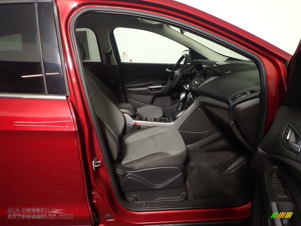 2014 Escape SE 1.6L EcoBoost 4WD - Ruby Red / Charcoal Black photo #40