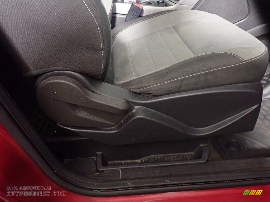 2014 Escape SE 1.6L EcoBoost 4WD - Ruby Red / Charcoal Black photo #41