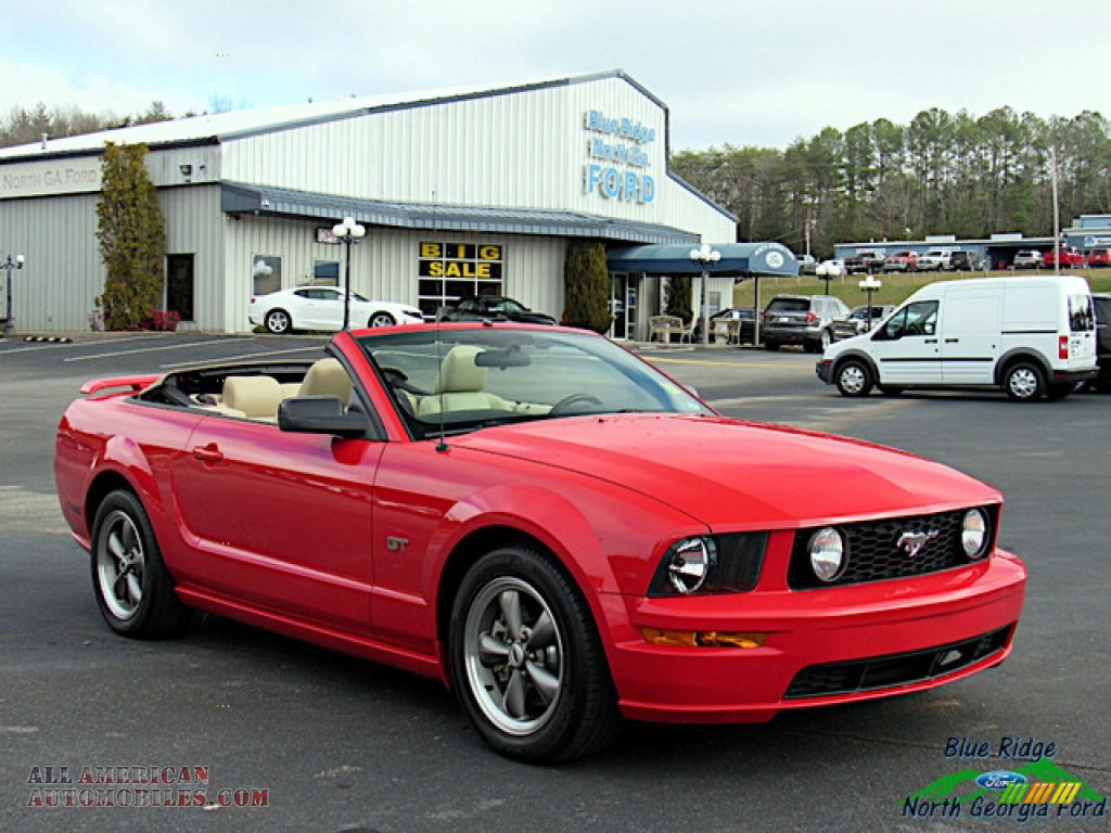 2006 Mustang GT Premium Convertible - Torch Red / Light Parchment photo #7