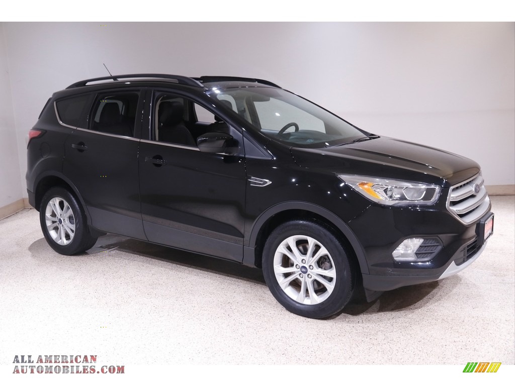 Shadow Black / Charcoal Black Ford Escape SEL 4WD