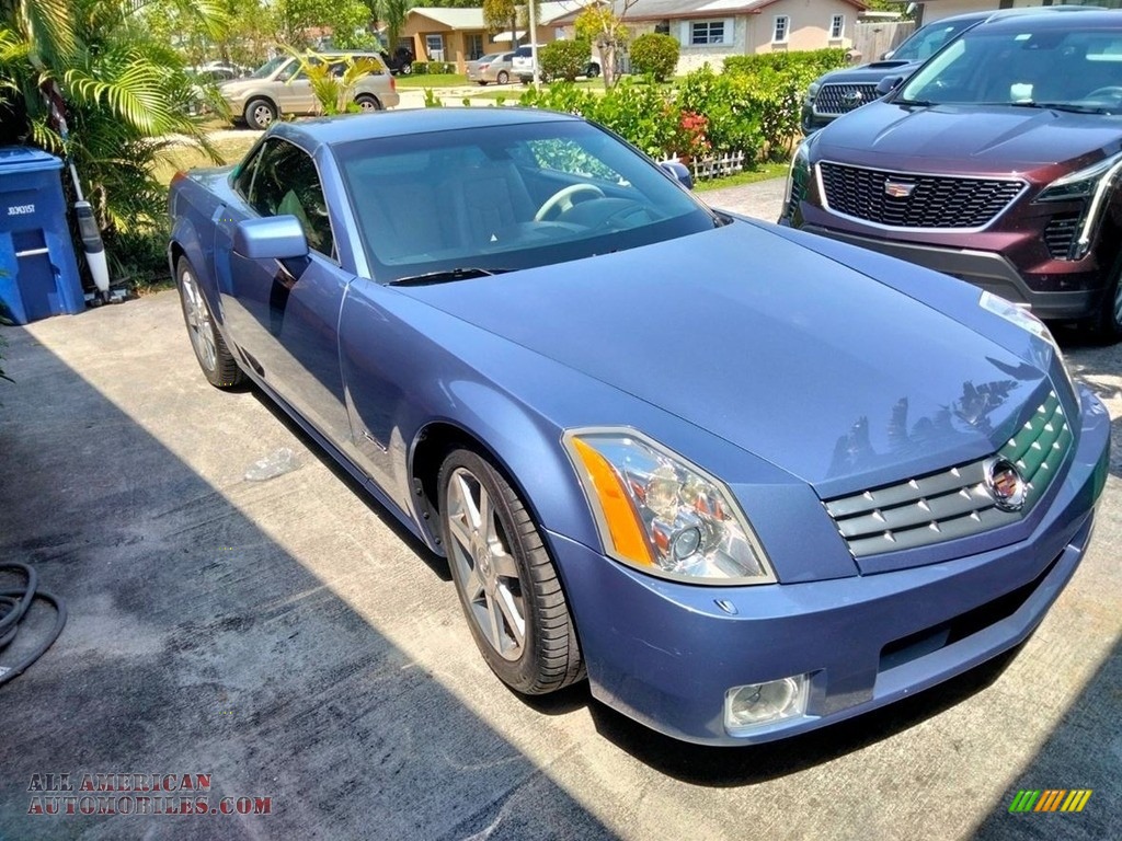 Blue Steel / Shale Cadillac XLR Roadster