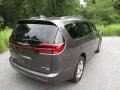 Chrysler Pacifica Limited AWD Granite Crystal Metallic photo #6