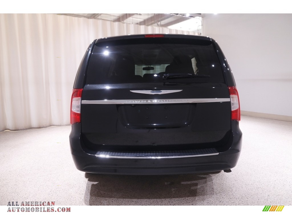 2015 Town & Country Touring - Brilliant Black Crystal Pearl / Black/Light Graystone photo #20