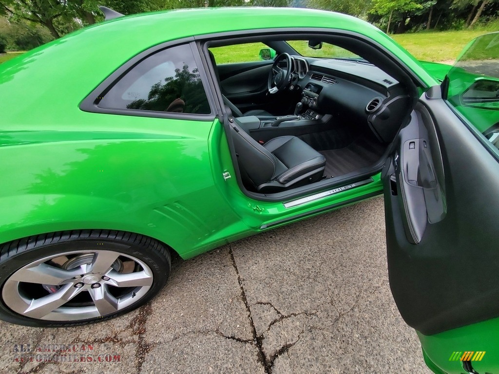2011 Camaro SS Coupe - Synergy Green Metallic / Black photo #9