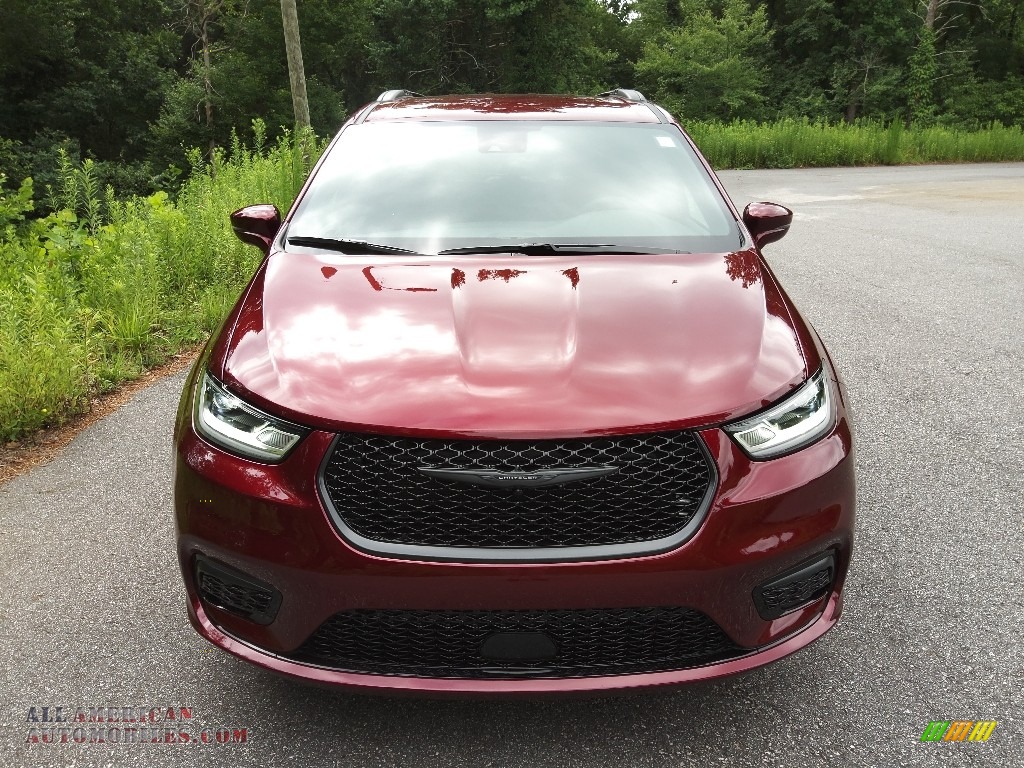 2022 Pacifica Touring L AWD - Velvet Red Pearl / Black photo #3