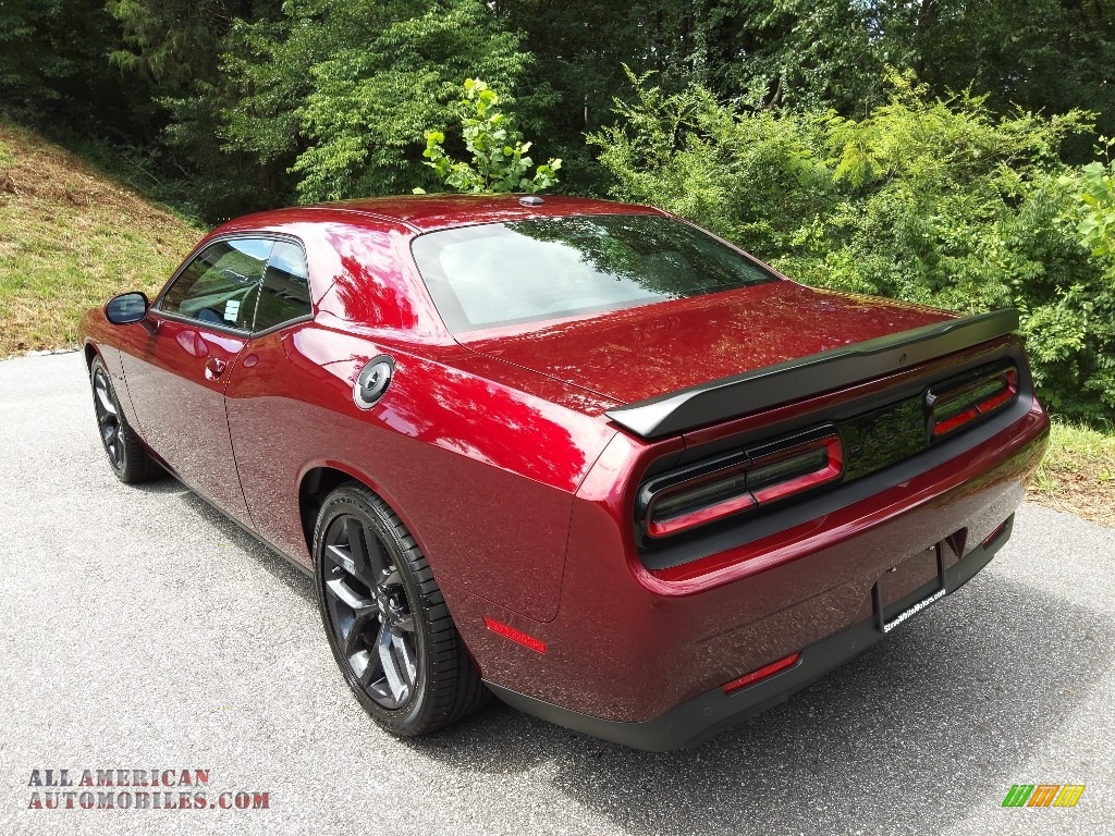 2022 Challenger R/T - Octane Red Pearl / Black photo #8