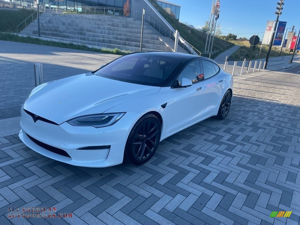 Pearl White Multi-Coat / Black/White Tesla Model S Plaid AWD